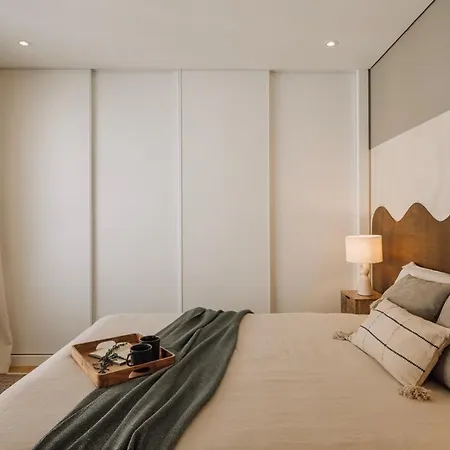 Tarquinia - 1 Bedroom And Parking In Alvalade Daire *