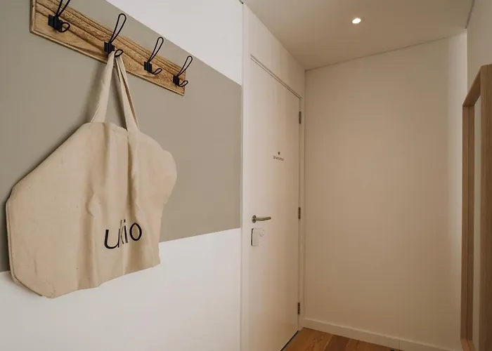 Tarquinia - 1 Bedroom And Parking In Alvalade 公寓