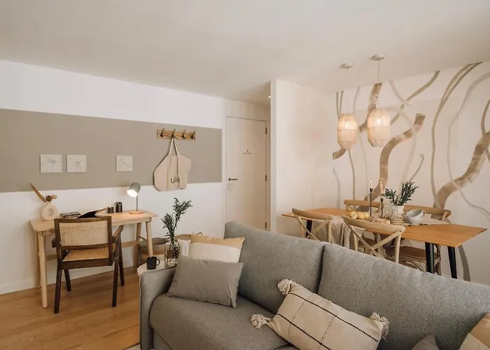 Tarquinia - 1 Bedroom And Parking In Alvalade 公寓