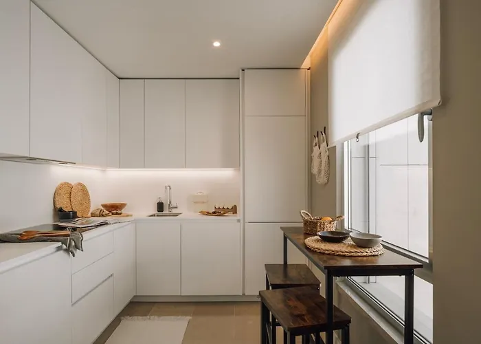 Tarquinia - 1 Bedroom And Parking In Alvalade *