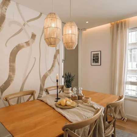 Apartment Tarquinia - 1 Bedroom And Parking In Alvalade *